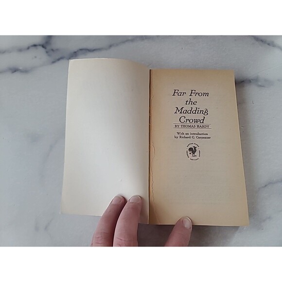 Far From The Madding Crowd By Thomas Hardy Paperback - Picture 2 of 10